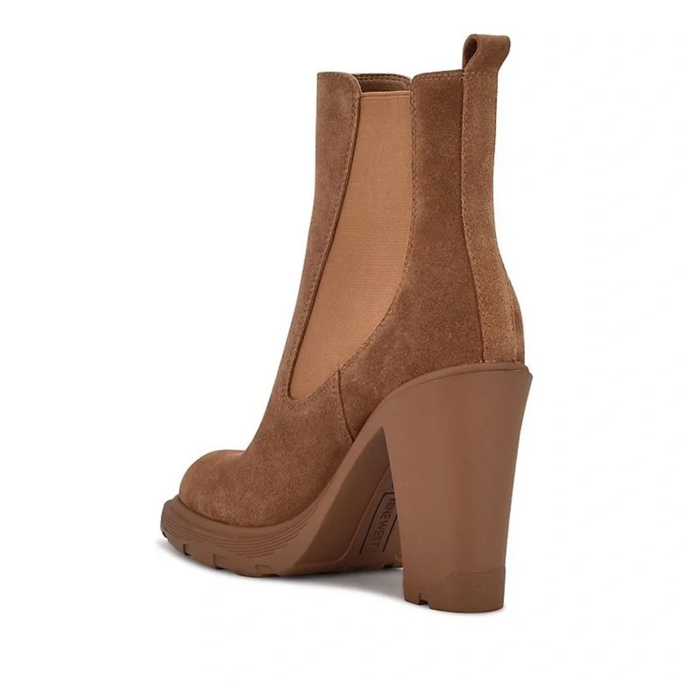 Nine West - Heeled Chelsea Boot—NWOB - Picture 5 of 8